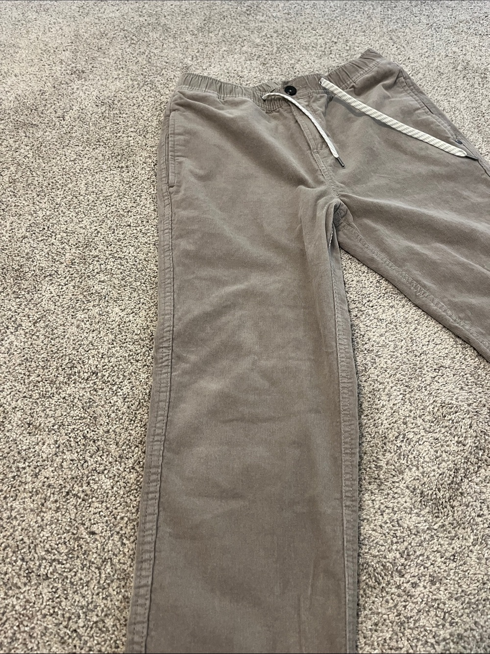 Vuori Men's corduroy Drawstring pant - Picture 7 of 9